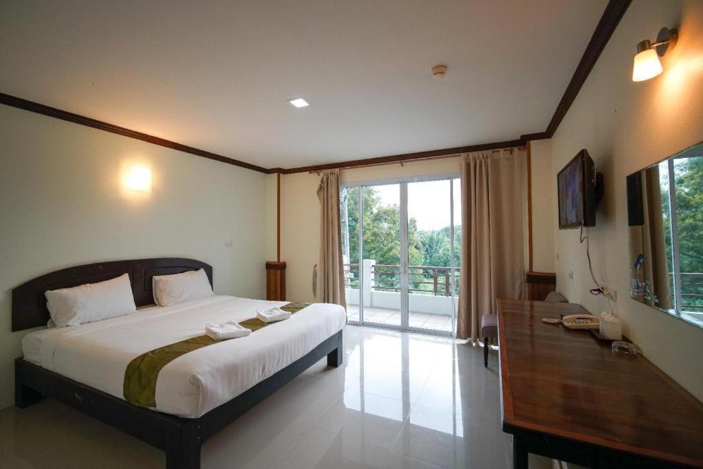 Sea Mountain Khanom Hotel Экстерьер фото